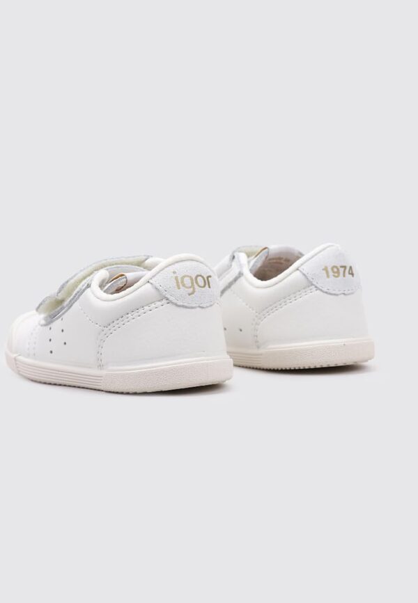 1763457300_IGOR-Tenis-Deportes-Escolares.jpg IGOR Tenis - Deportes Escolares