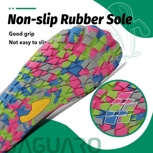 SAGUARO Versátil Minimalista